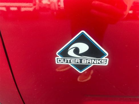 New 2025 Ford Bronco Sport Outer Banks w/ Outer Banks Tech Package+ image 9