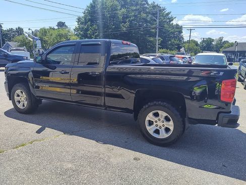 Used 2018 Chevrolet Silverado 1500 LT w/ All Star Edition AWD/4WD image 5