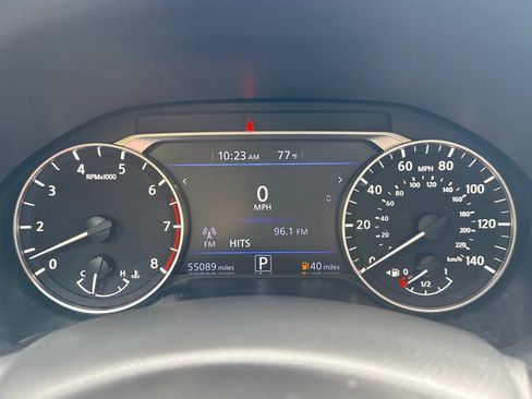 Used 2025 Nissan Altima 2.5 SV FWD image 21