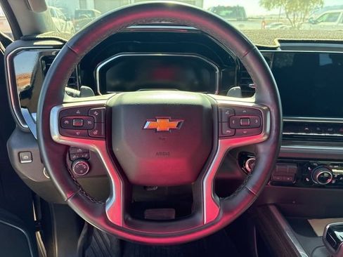 Used 2024 Chevrolet Silverado 1500 LT w/ Z71 Off-Road Package AWD/4WD image 6