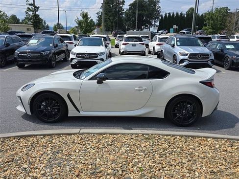 Used 2023 Toyota GR86 Premium RWD image 7