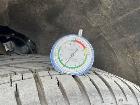 Certified 2023 Chevrolet Suburban Premier image 37