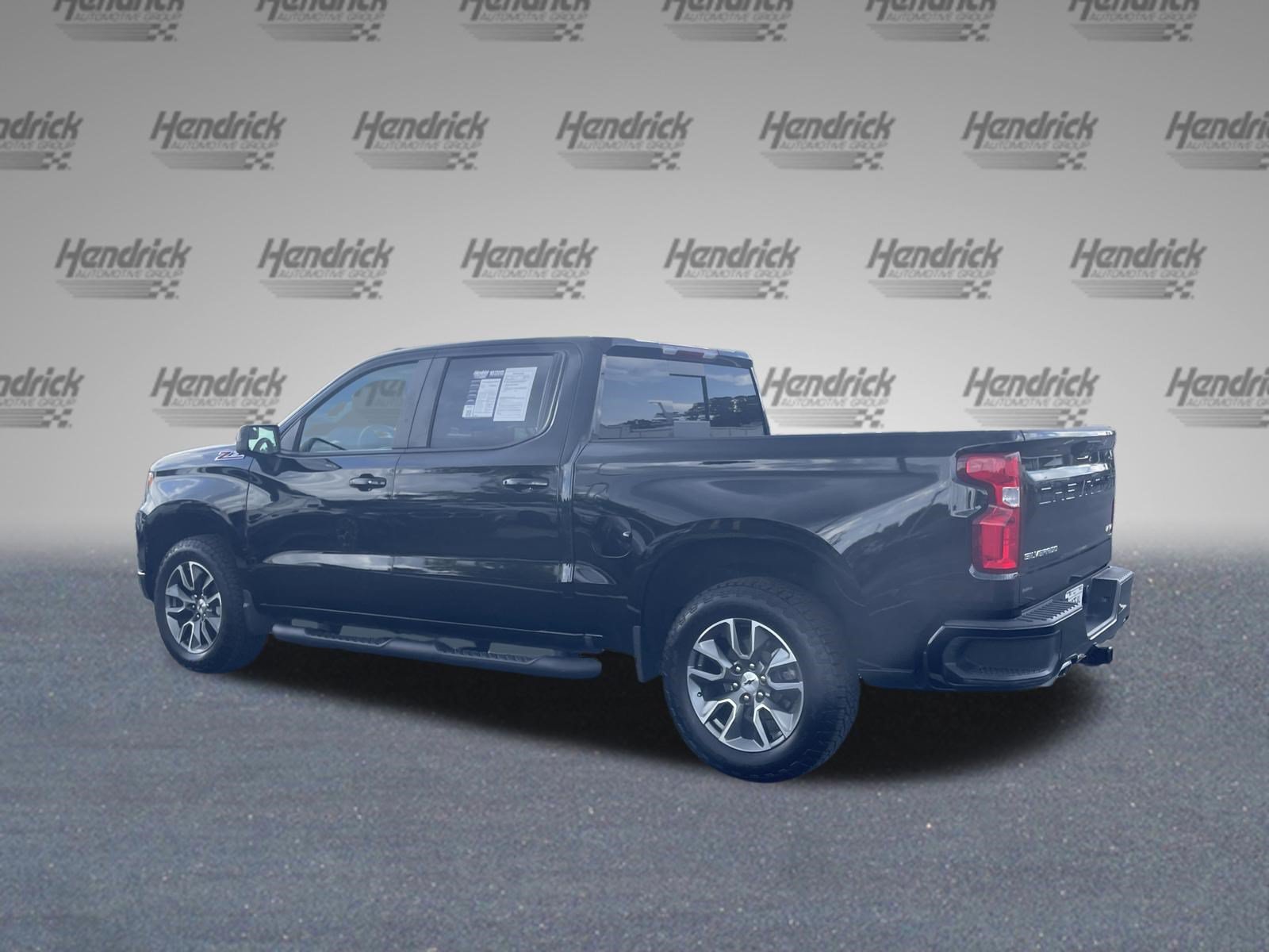 Used 2025 Chevrolet Silverado 1500 RST w/ Convenience Package II AWD/4WD image 8