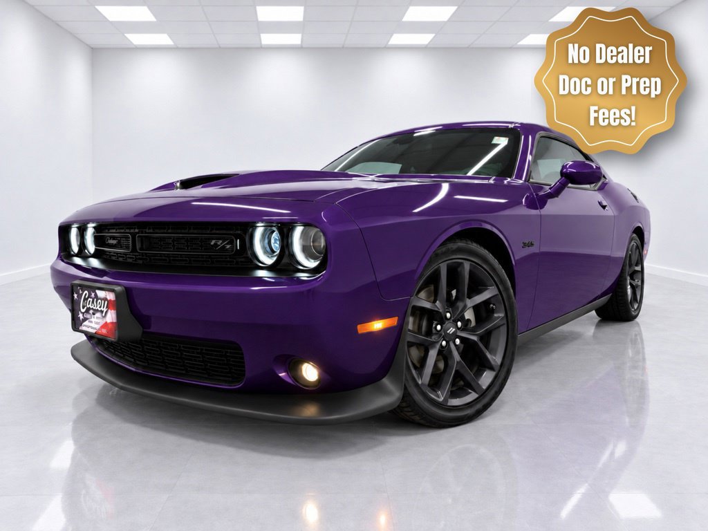 Used 2023 Dodge Challenger R/T w/ Plus Package RWD image 3