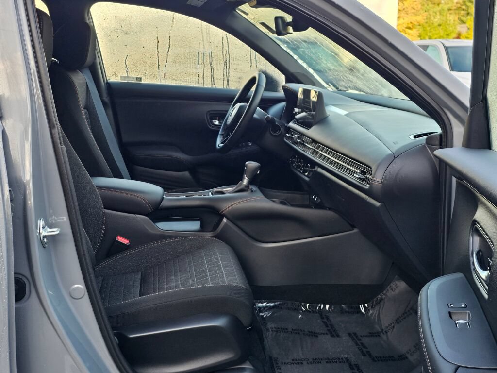 Certified 2026 Honda HR-V Sport image 11
