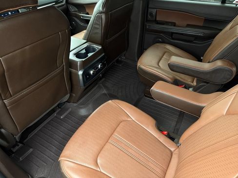 Used 2023 Ford Expedition King Ranch AWD/4WD image 11
