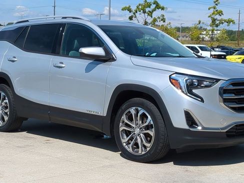 Used 2018 GMC Terrain SLT image 9