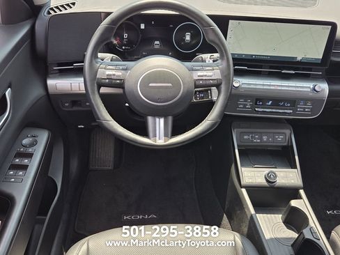 Used 2025 Hyundai Kona Limited AWD/4WD image 11