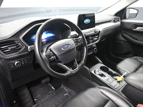 Used 2022 Ford Escape SEL w/ Technology Package image 12