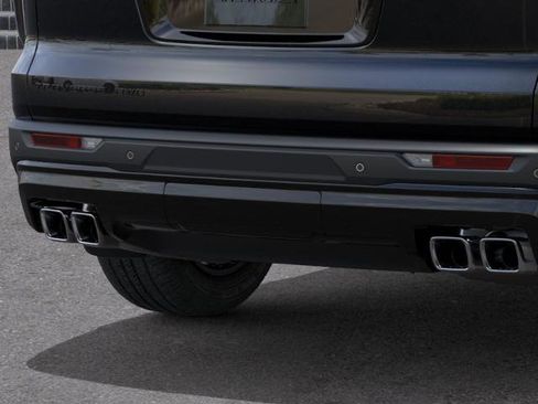 New 2026 Chevrolet Traverse LT w/ Midnight/Sport Edition AWD/4WD image 14