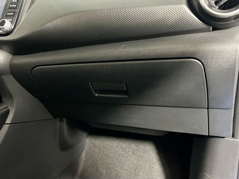 Used 2024 Nissan Kicks SV FWD image 34