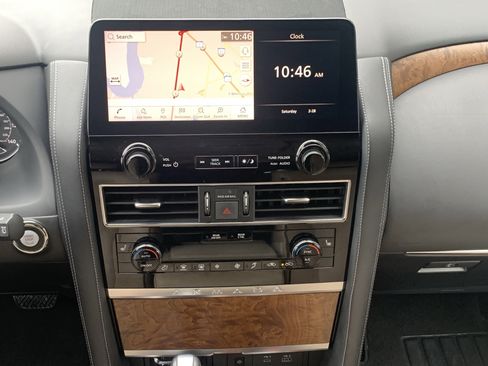 Used 2023 Nissan Armada SL image 39