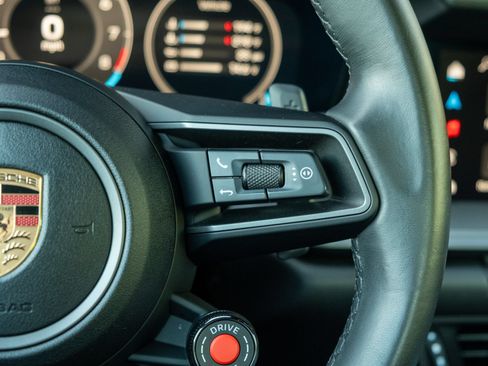 Certified 2025 Porsche 911 Carrera RWD image 22