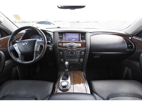 Used 2017 INFINITI QX80 4WD image 8