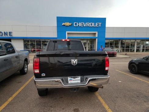 Used 2013 RAM 2500 Tradesman w/ Chrome Appearance Group AWD/4WD image 4