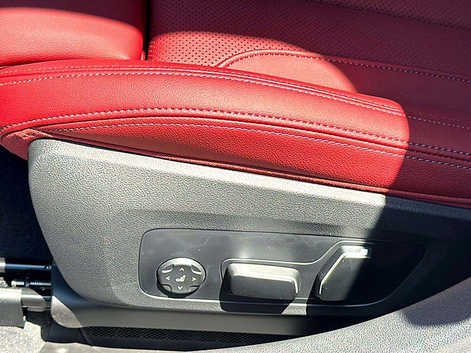 New 2026 BMW 430i w/ M Sport Package RWD image 12