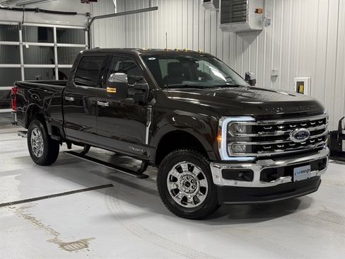 Used 2025 Ford F350 Lariat w/ Lariat Ultimate Package image 1