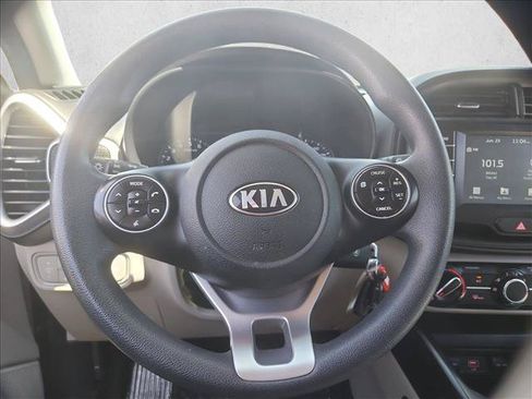 Used 2020 Kia Soul S FWD image 13