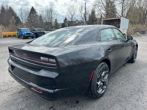 New 2026 Dodge Charger R/T AWD/4WD image 9