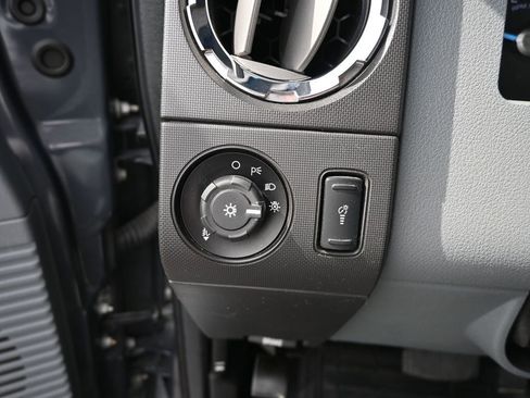 Used 2015 Ford F250 XLT w/ XLT Premium Package image 21