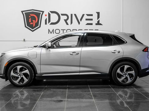 Used 2023 VinFast VF 8 Eco AWD/4WD image 13