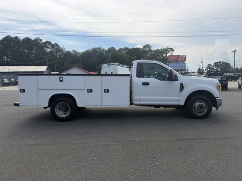 Used 2017 Ford F350 XL w/ XL Value Package RWD image 4
