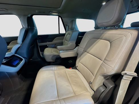 Used 2022 Lincoln Navigator Reserve AWD/4WD image 20
