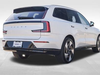 New 2025 Volvo EX90 Ultra