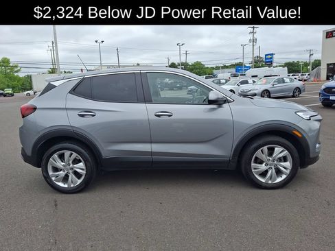 Used 2024 Buick Encore GX Preferred AWD/4WD image 7