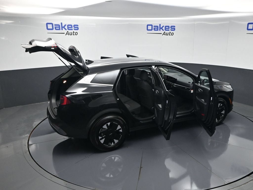 Certified 2026 Kia Sportage LX FWD image 56