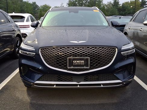 Used 2022 Genesis GV70 2.5T AWD/4WD image 3