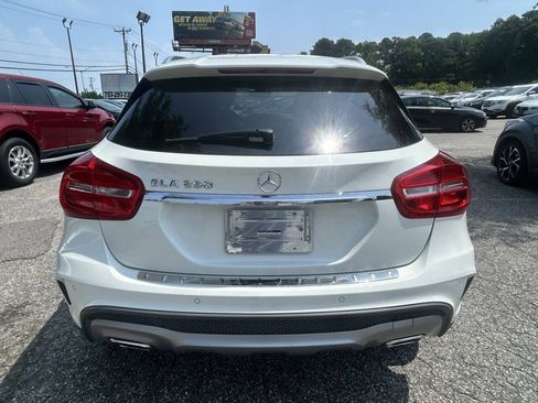 Used 2015 Mercedes-Benz GLA 250 image 7
