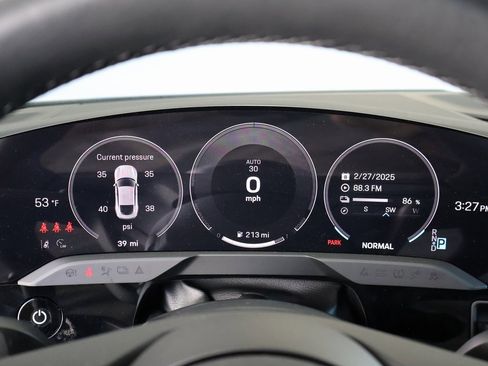 New 2025 Porsche Taycan image 24