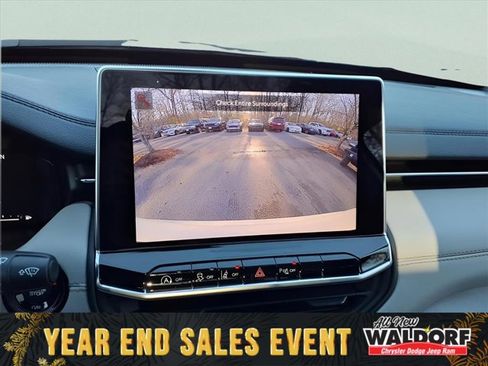 New 2026 Jeep Compass Limited image 16