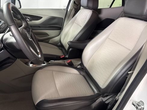 Used 2016 Buick Encore FWD image 11