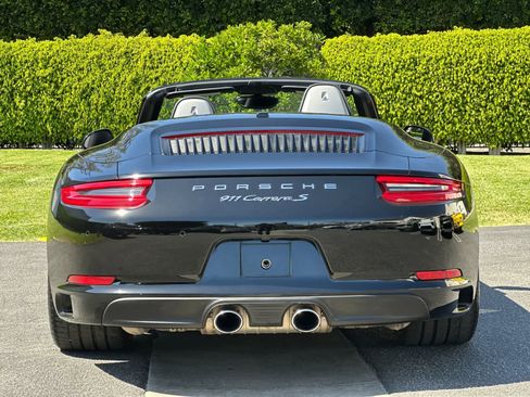 Certified 2017 Porsche 911 Carrera S image 6