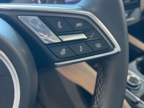 Used 2024 Buick Envision Preferred image 23