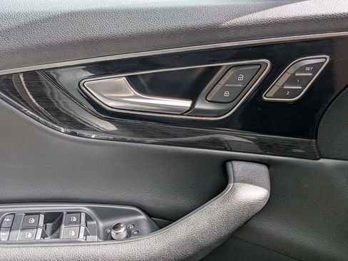 Used 2017 Audi Q7 3.0T Premium Plus image 14