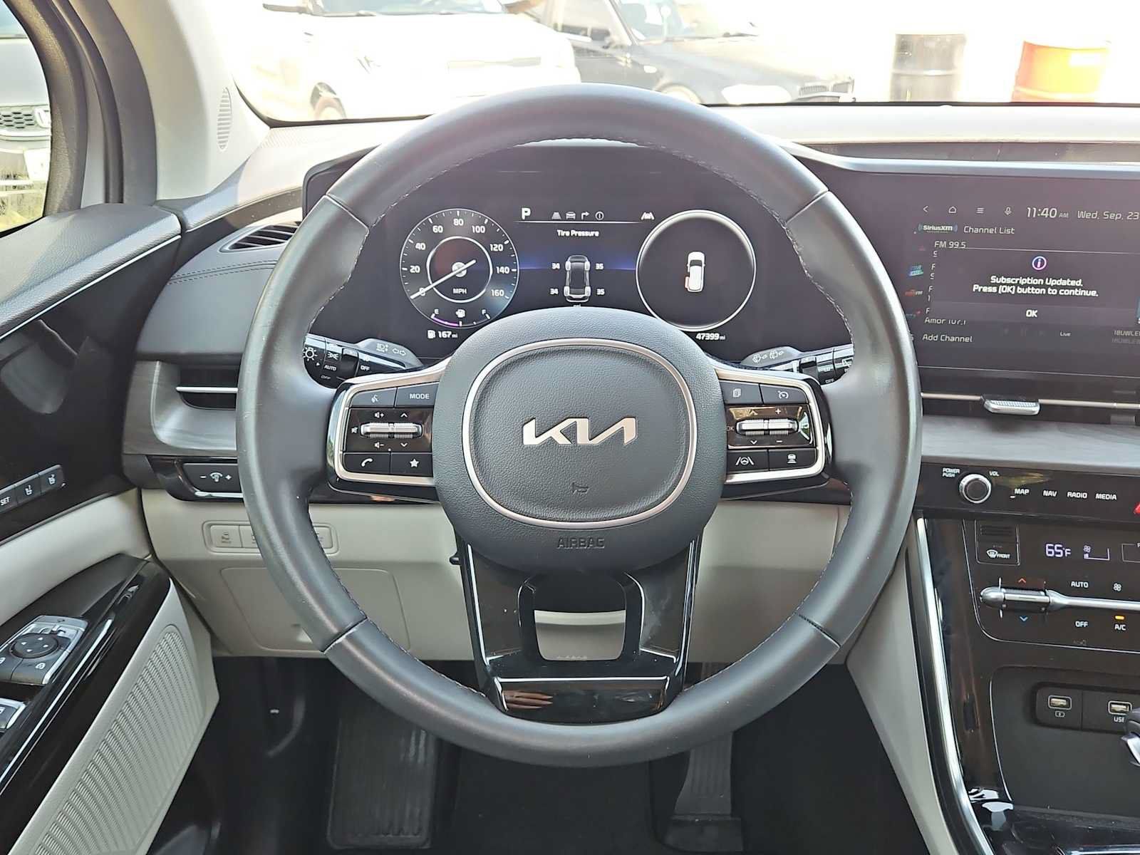 Used 2024 Kia Carnival SX FWD image 17