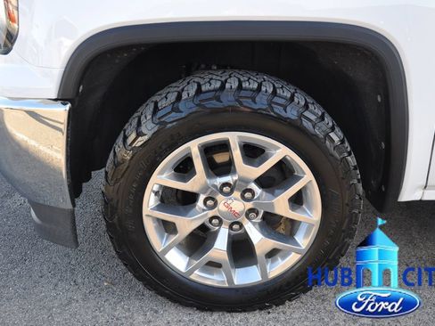 Used 2018 GMC Sierra 1500 SLT w/ SLT Premium Package RWD image 9