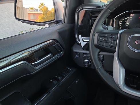 Used 2024 GMC Sierra 1500 Elevation w/ Elevation Premium Package image 29