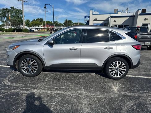Used 2020 Ford Escape Titanium AWD/4WD image 6
