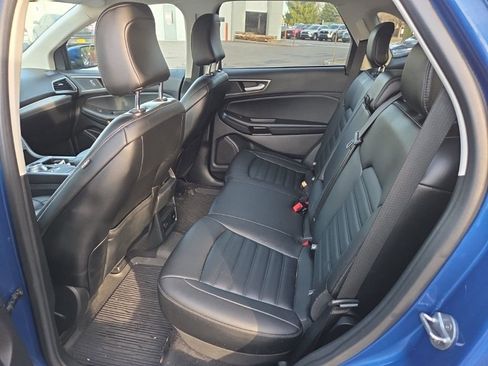 Used 2022 Ford Edge SEL w/ Convenience Package image 12
