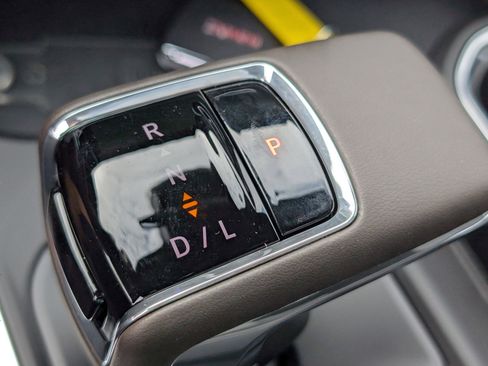 New 2026 GMC Sierra 1500 SLT w/ SLT Premium Plus Package image 30