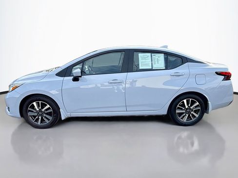 Used 2024 Nissan Versa SV w/ Trunk Package image 10