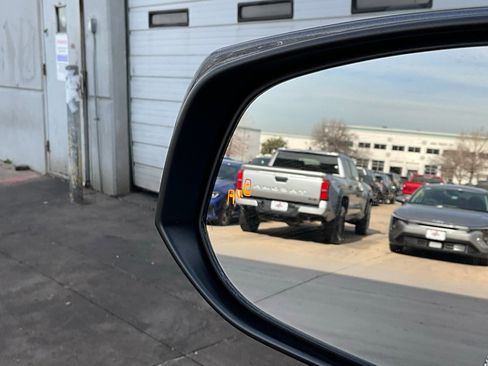 Used 2023 Toyota Tacoma TRD Off-Road image 20