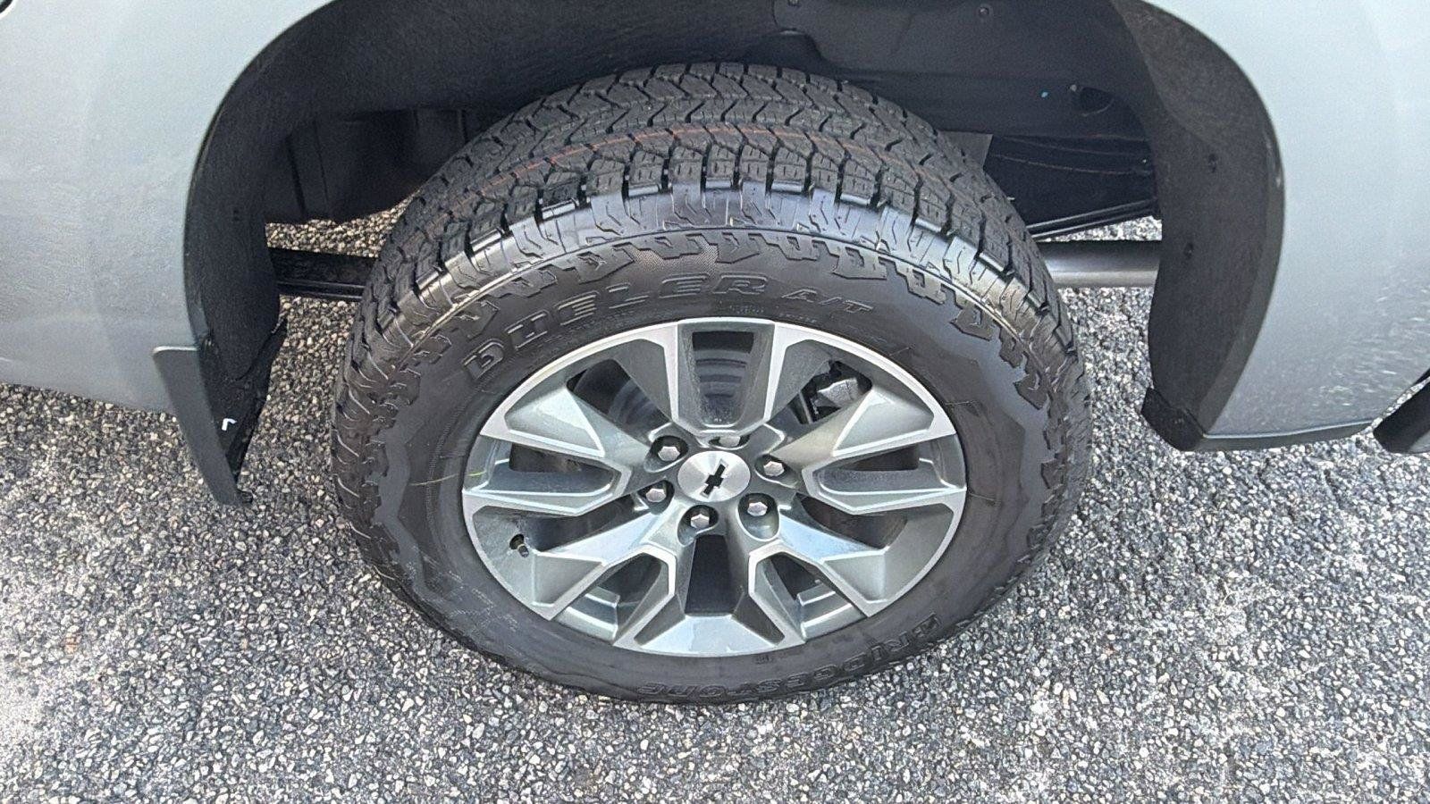 New 2026 Chevrolet Silverado 1500 RST AWD/4WD image 12