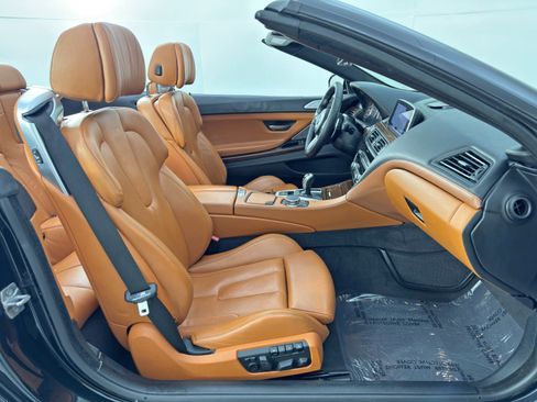 Used 2017 BMW M6 Convertible image 14
