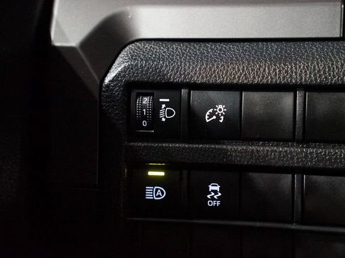 Certified 2025 Toyota Tacoma SR5 RWD image 25