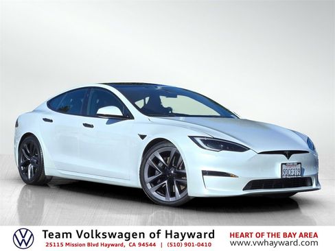 Used 2022 Tesla Model S image 1